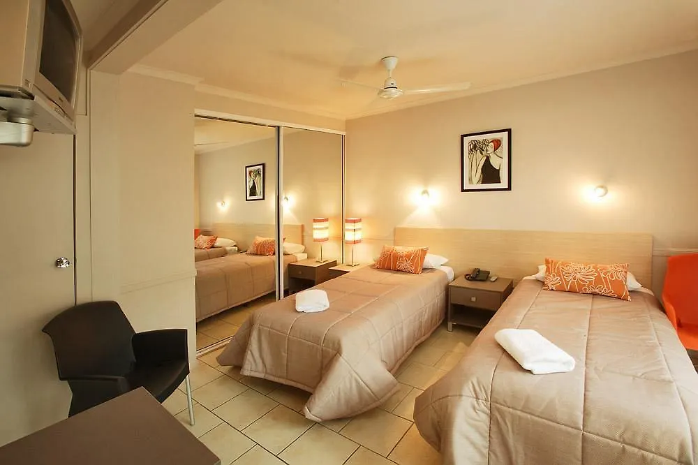 Comfort Inn Cairns City 4*,  Australia